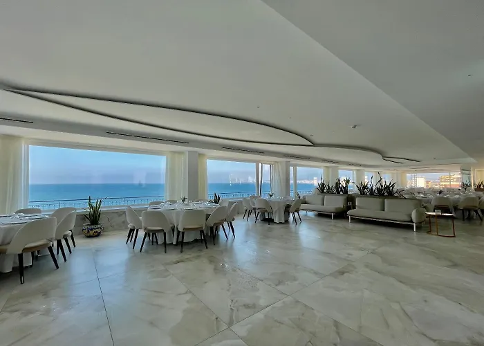 Ξενοδοχείο Stabia 4*