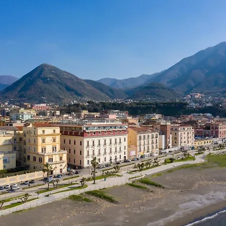Stabia Hotell 4*